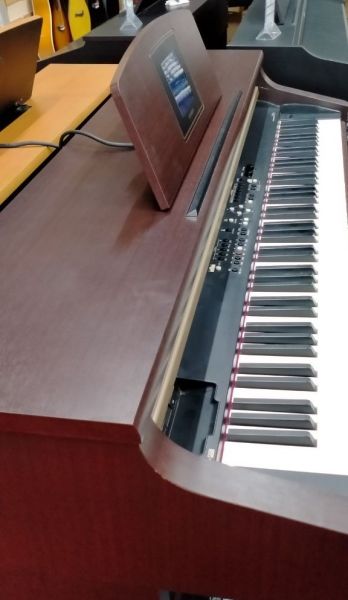 Piano - Roland HPi-5