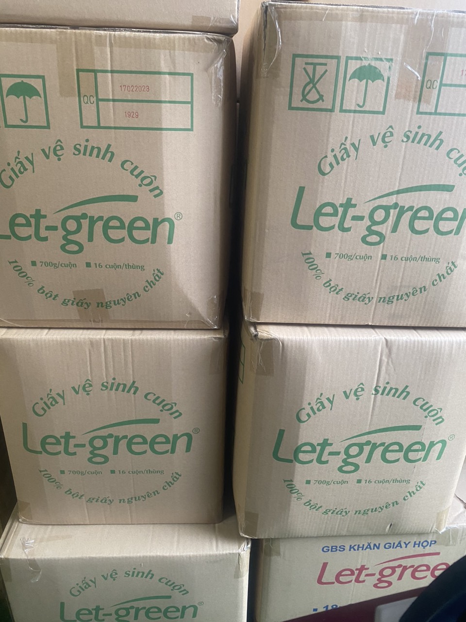 Giấy vệ sinh cuộn lớn Let-green 700gr