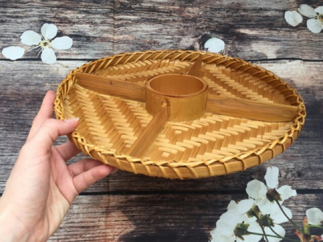 Mẹt tre chia ngăn đựng đồ ăn an toàn cho sức khỏe size 30cm