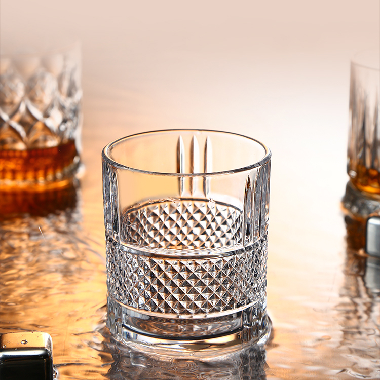 Ly Whisky - Ly Rock Thủy Tinh
