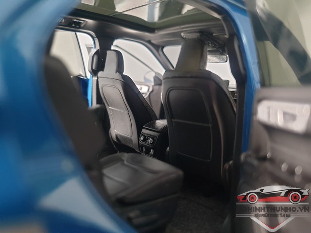 [HCM]Xe mô hình Ford Explorer 2022, tỉ lệ 1:18