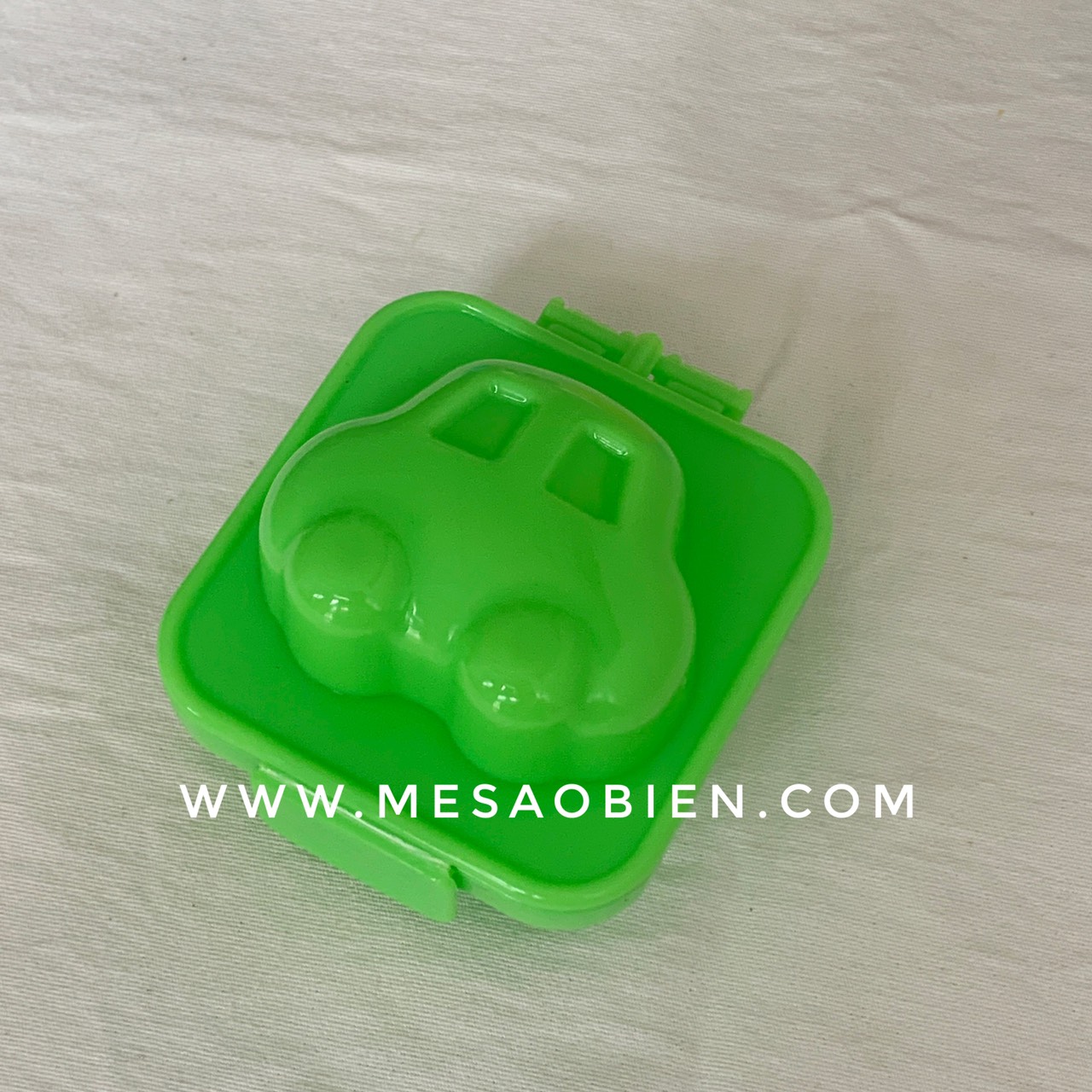 Khuôn bento làm cơm trứng bánh cho bé ăn dặm