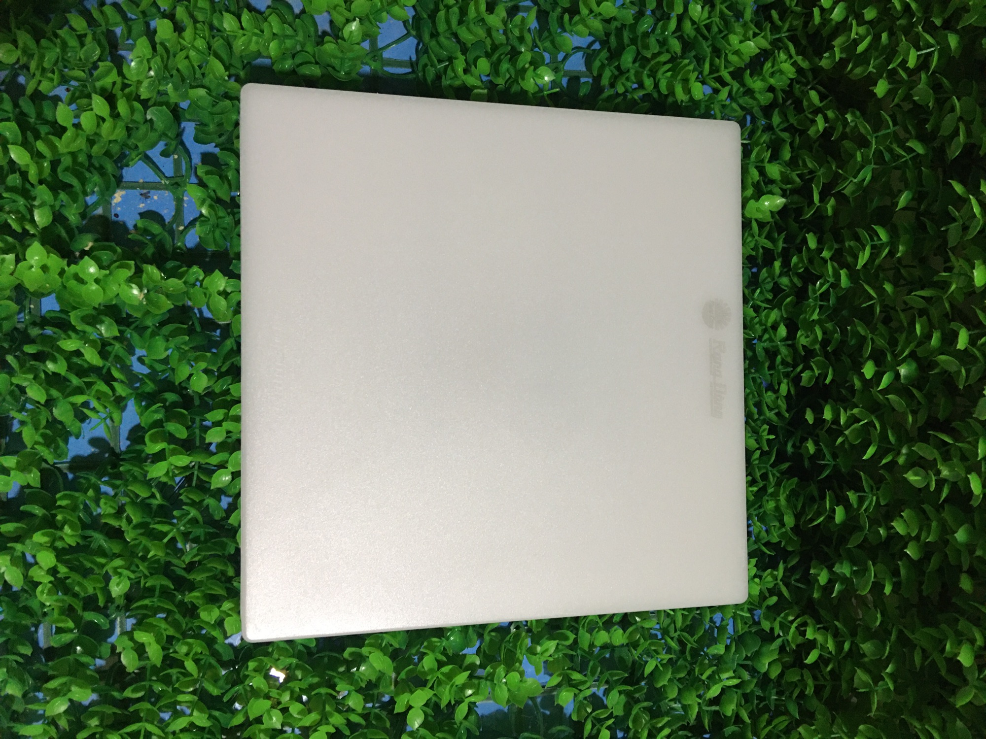 Đèn led ốp trần đổi màu rạng đông vuông 18w