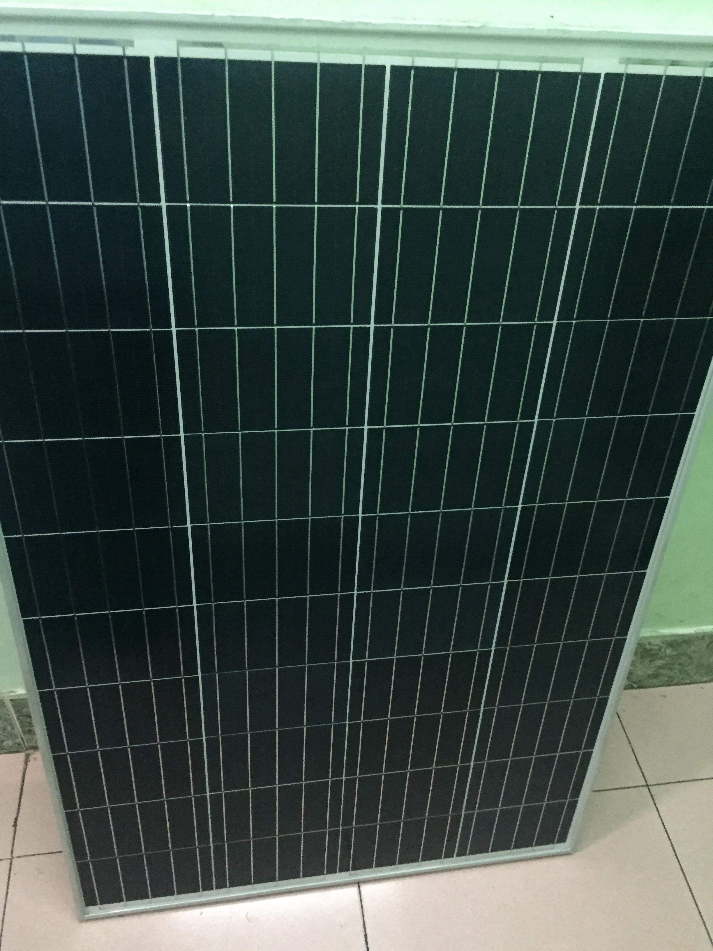 2 TẤM PIN NĂNG LƯỢNG MẶT TRỜI 100W ( 200W).