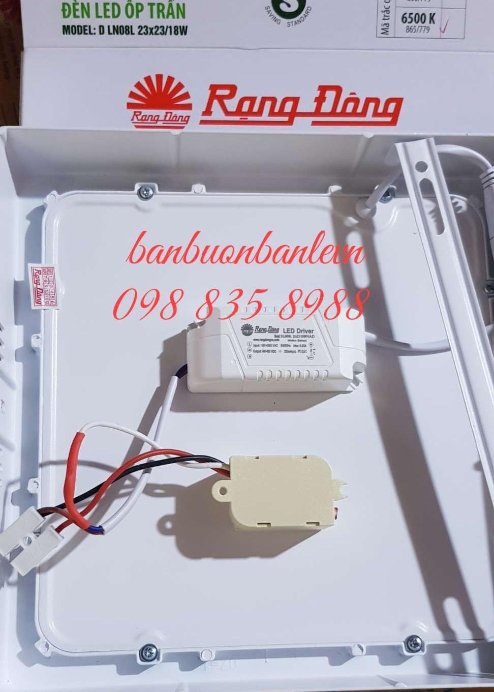 Đèn LED Ốp trần Vuông Cảm biến 18W