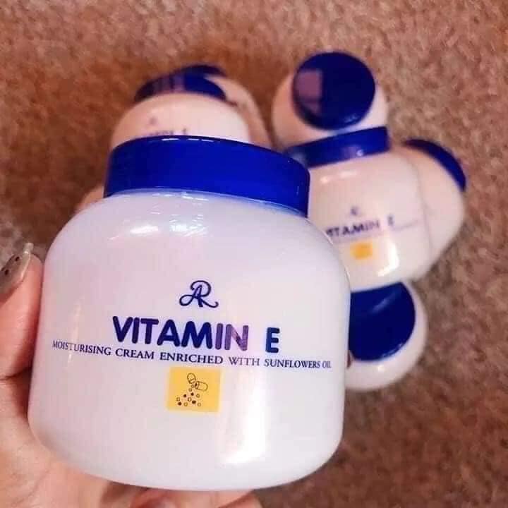 Kem dưỡng ẩm aron bổ sung vitamin E Thái Lan