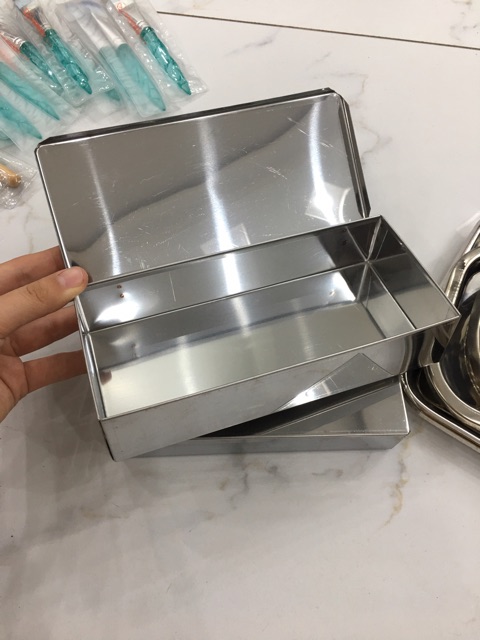 Hộp inox size to đựng dao,kéo...