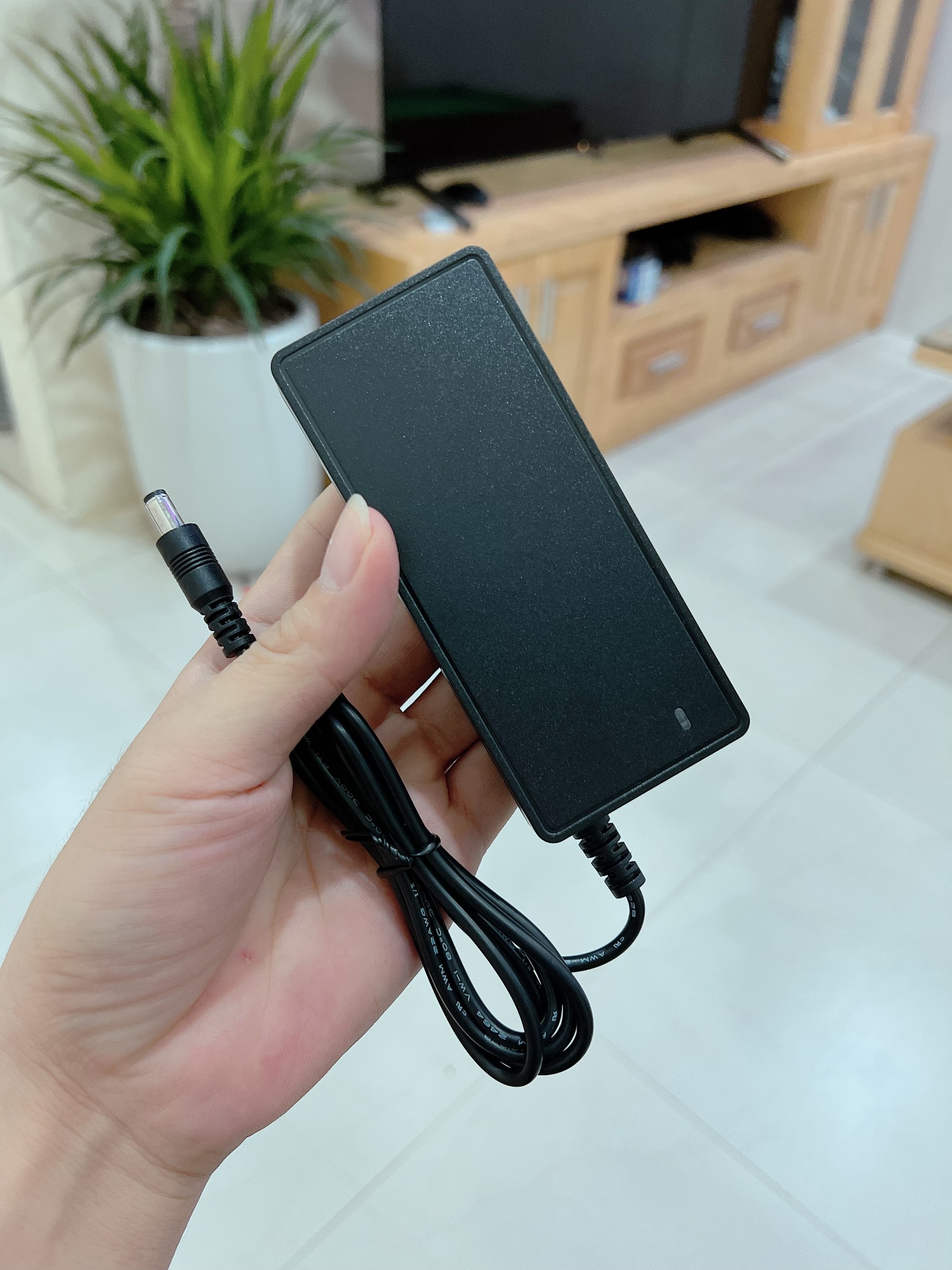 adaptor nguồn 24v 2.5a 60w loại tốt