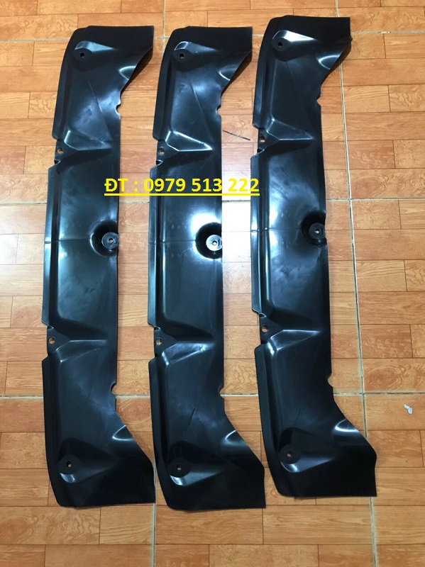 Chắn gầm máy giữa Hyundai I10 Grand