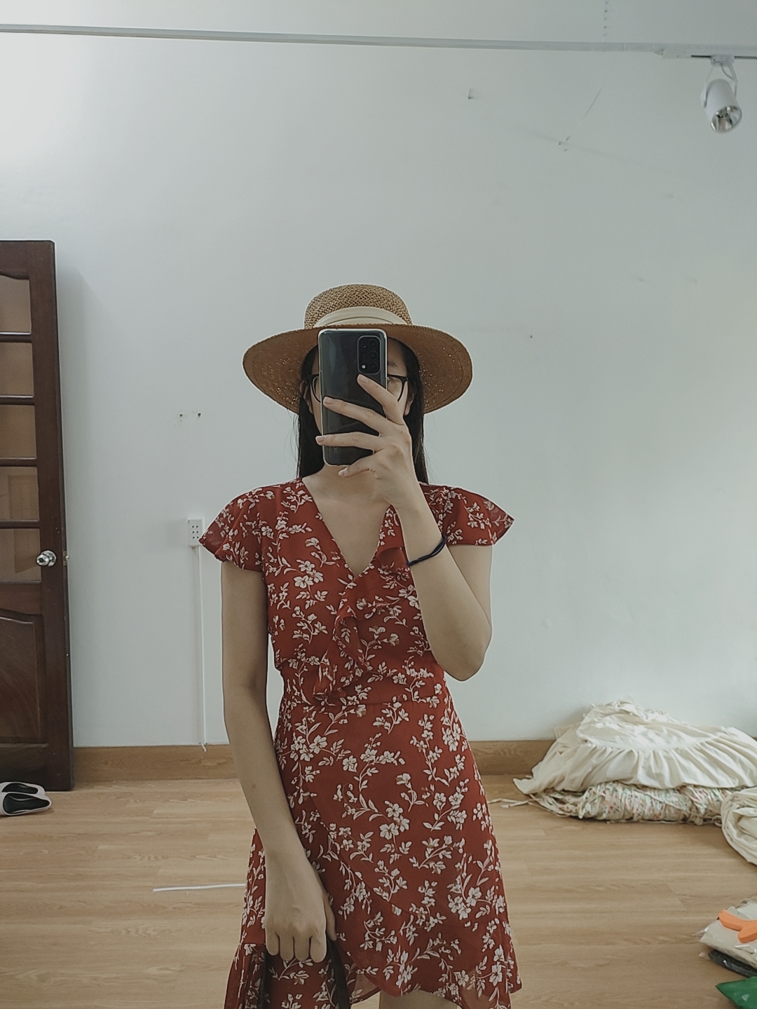 [ẢNH THẬT] Váy hoa nhí đỏ đắp vạt bèo