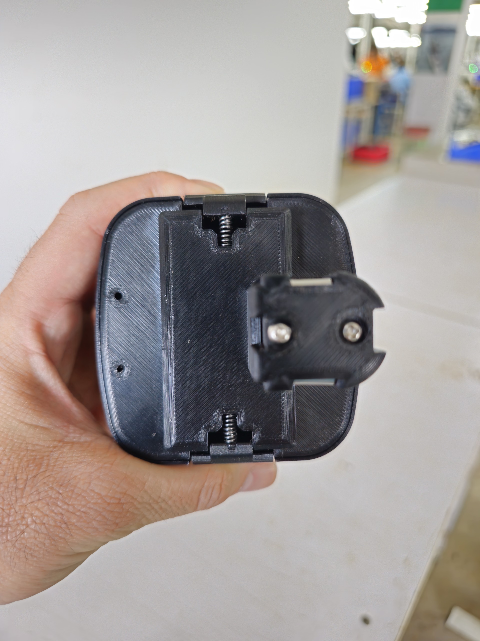 Vỏ Pin National 12v - 9 cell pin 18650 (đầy đủ tiếp xúc)