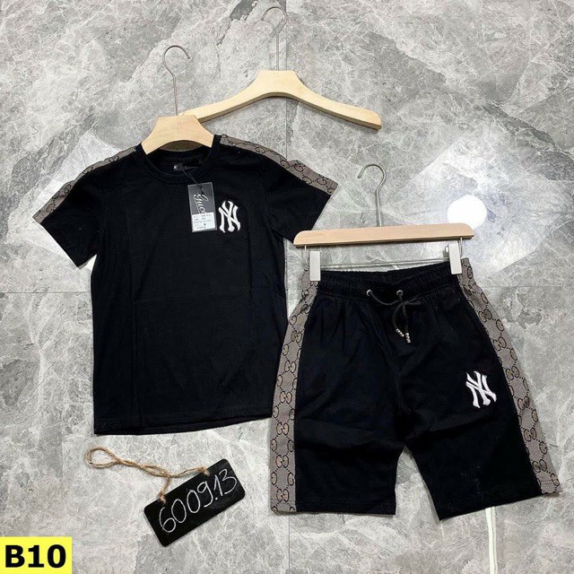 >> BÁO GIÁ ÁO THUN POLO NAM PHỐI VIỀN BO GUMAC ĐỦ MÀU, ĐỦ SIZE, PHONG CÁCH NĂNG ĐỘNG TRẺ TRUNG ATNB1188 | Shopee Lazada Sendo Tiki mới nhất 62 Bộ thể thao hè nam NY phối nâu cao cấp, chất liệu thun lạnh cao cấp, phong cách trẻ trung năng động, 2 màu trắng đen, full size M L XL 35-80kg