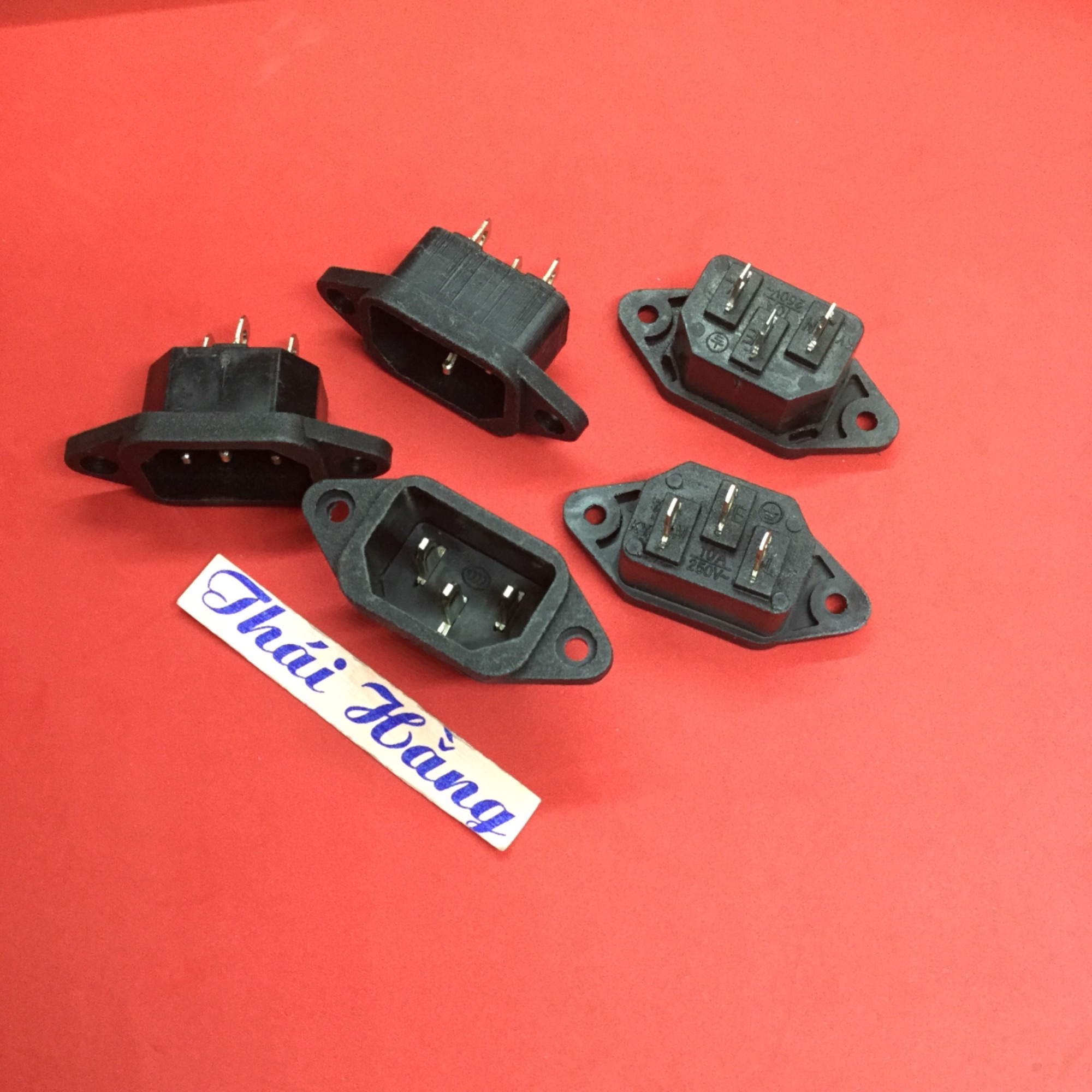 Jack nguồn a c -3 chân -10a/250 v