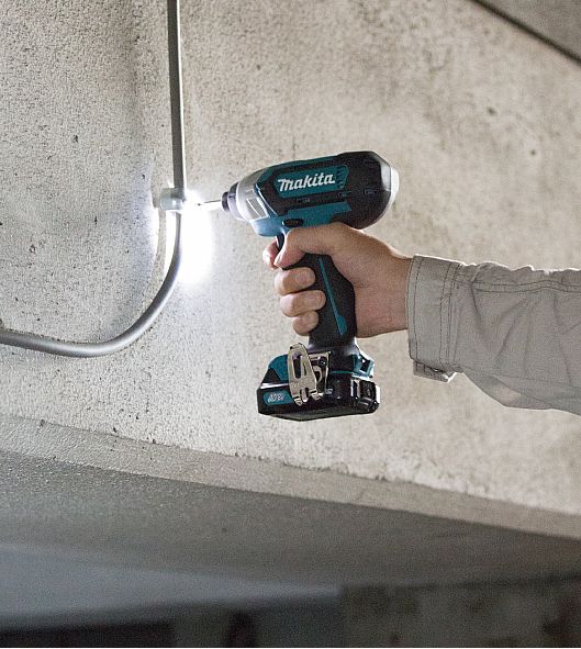 MÁY BẮT VÍT DÙNG PIN MAKITA TD110DZ
