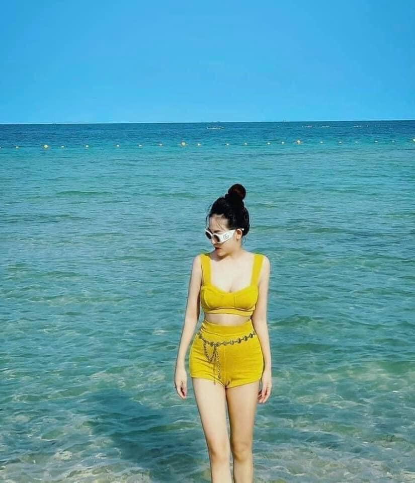 Sét bikini đi biển vàng chanh