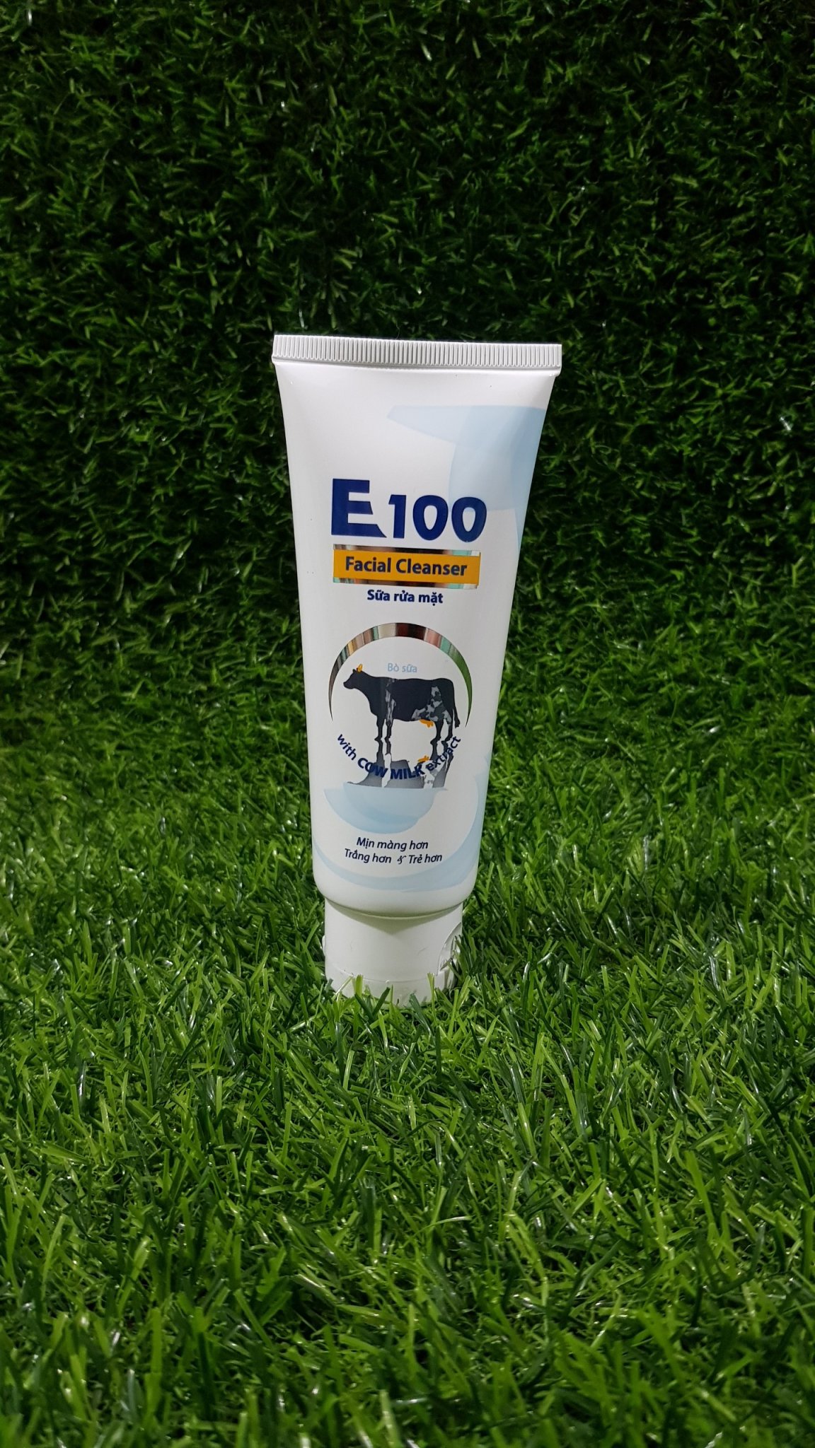[HCM]Sữa rửa mặt E100 tinh chất sữa bò 80ml