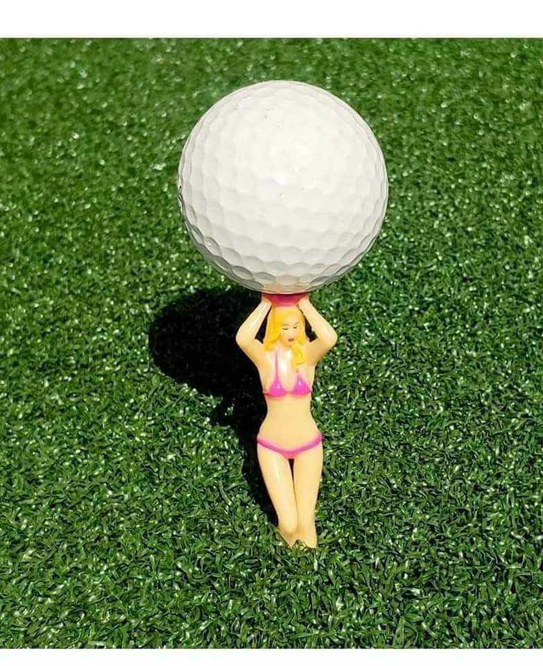 te golf, que đỡ bóng golf. tee golf hàng đẹp