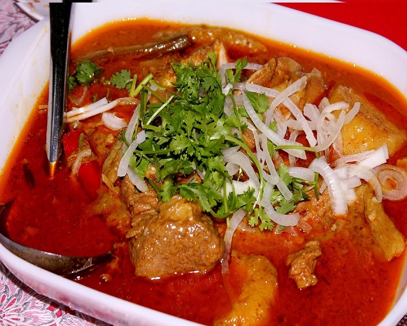 Bột Gia Vị Cà Ri Đỏ Red Curry Paste Mae Pranom Thailand, gói 50gr