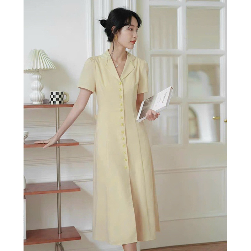 Đầm sơ mi kem thắt eo ms161