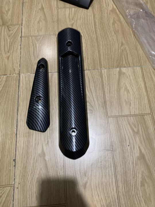 Ốp pô Spark màu Cacbon