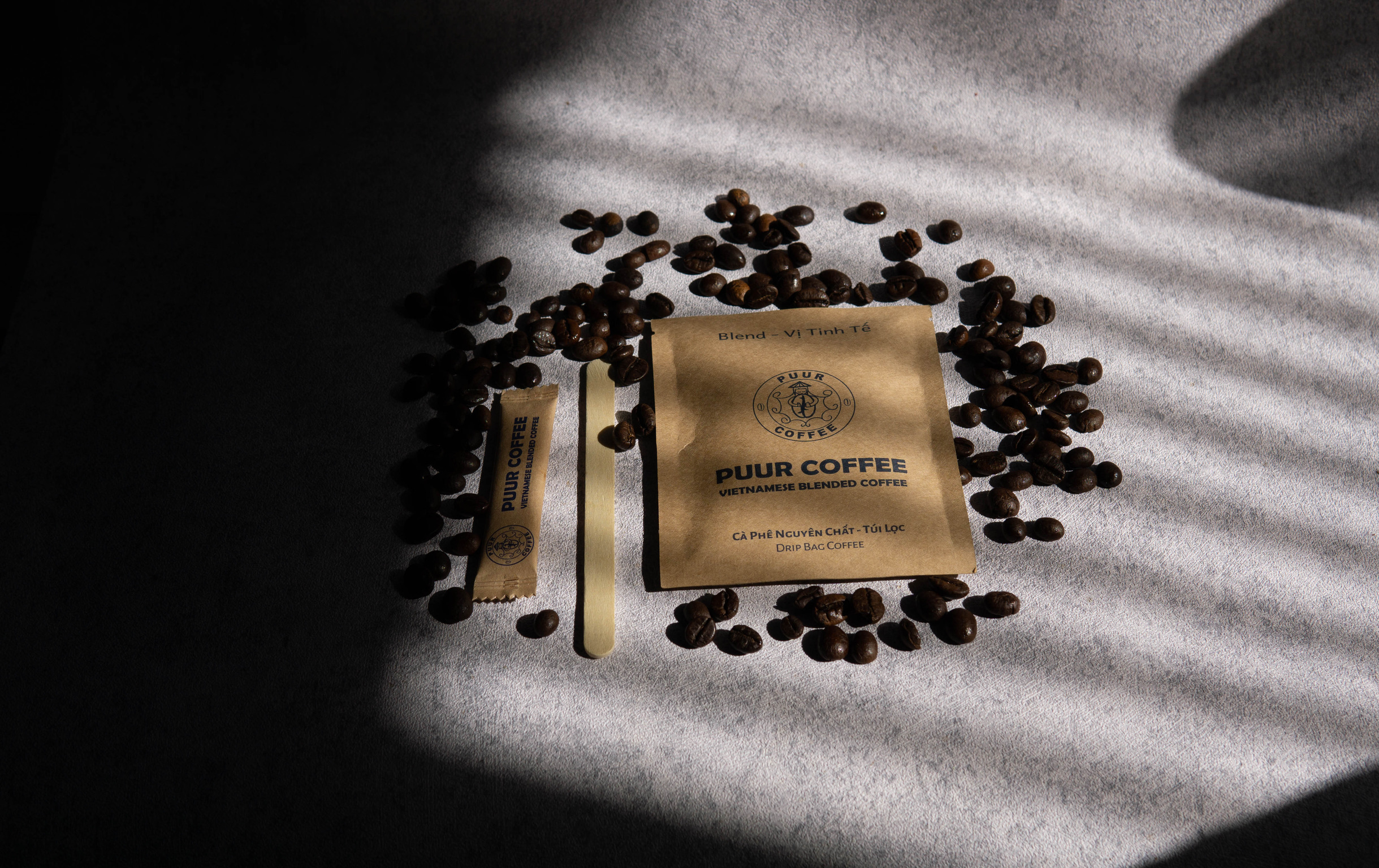 Cà Phê Phin Giấy Blend PuurCoffee  (Hộp 10 Gói + 10 Gói Đường + 10 Que khuấy gỗ)