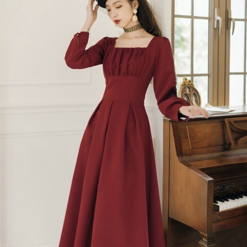 Đầm nhúng ngực tay dài 2 màu