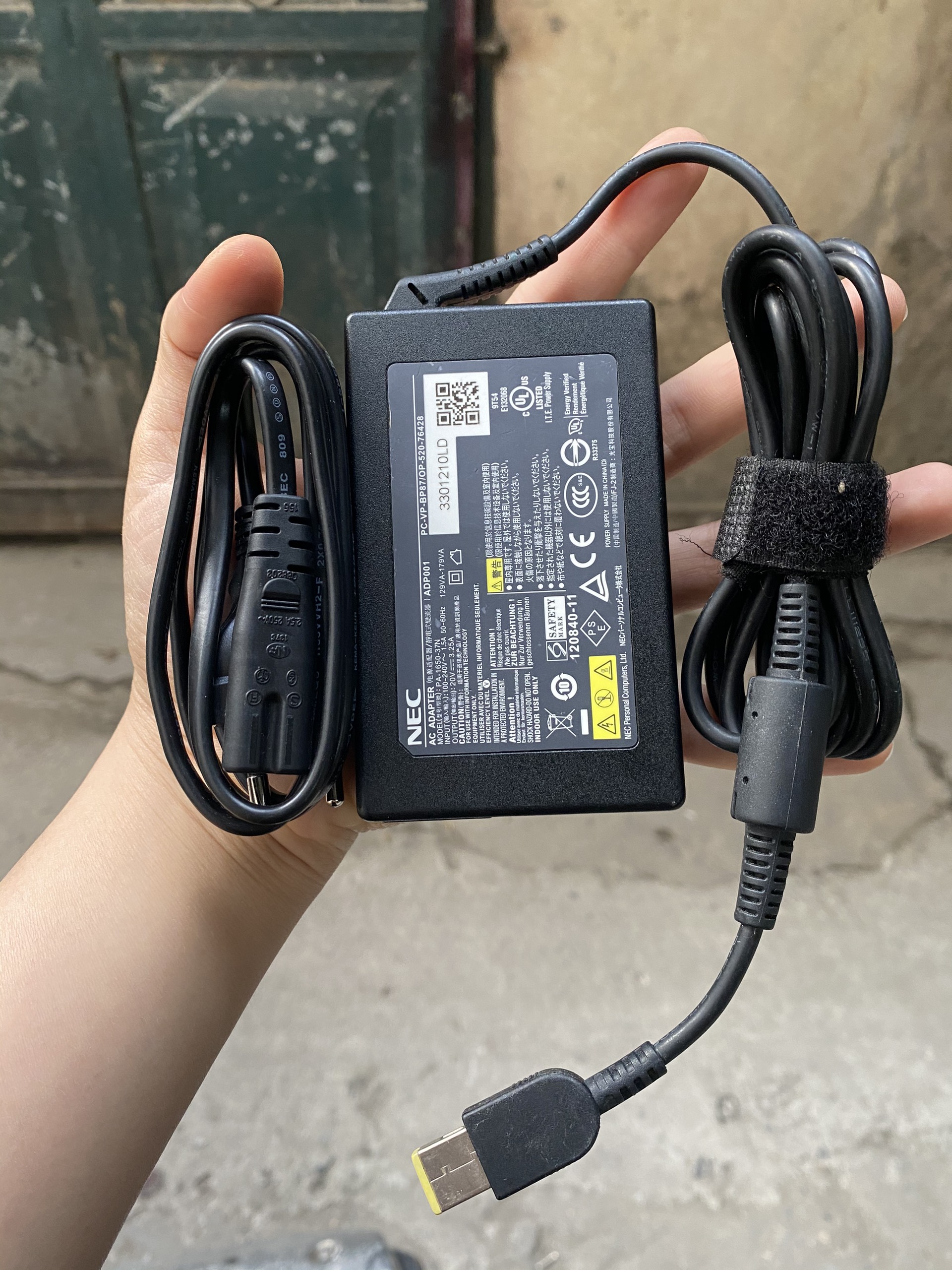 Sạc laptop Nec 20V-3.25A bản gốc