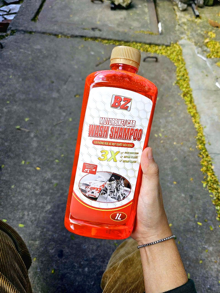 Nước Rửa Xe BZ Gloss Shampoo 1L Kèm Quà (Tùy Chọn Combo)