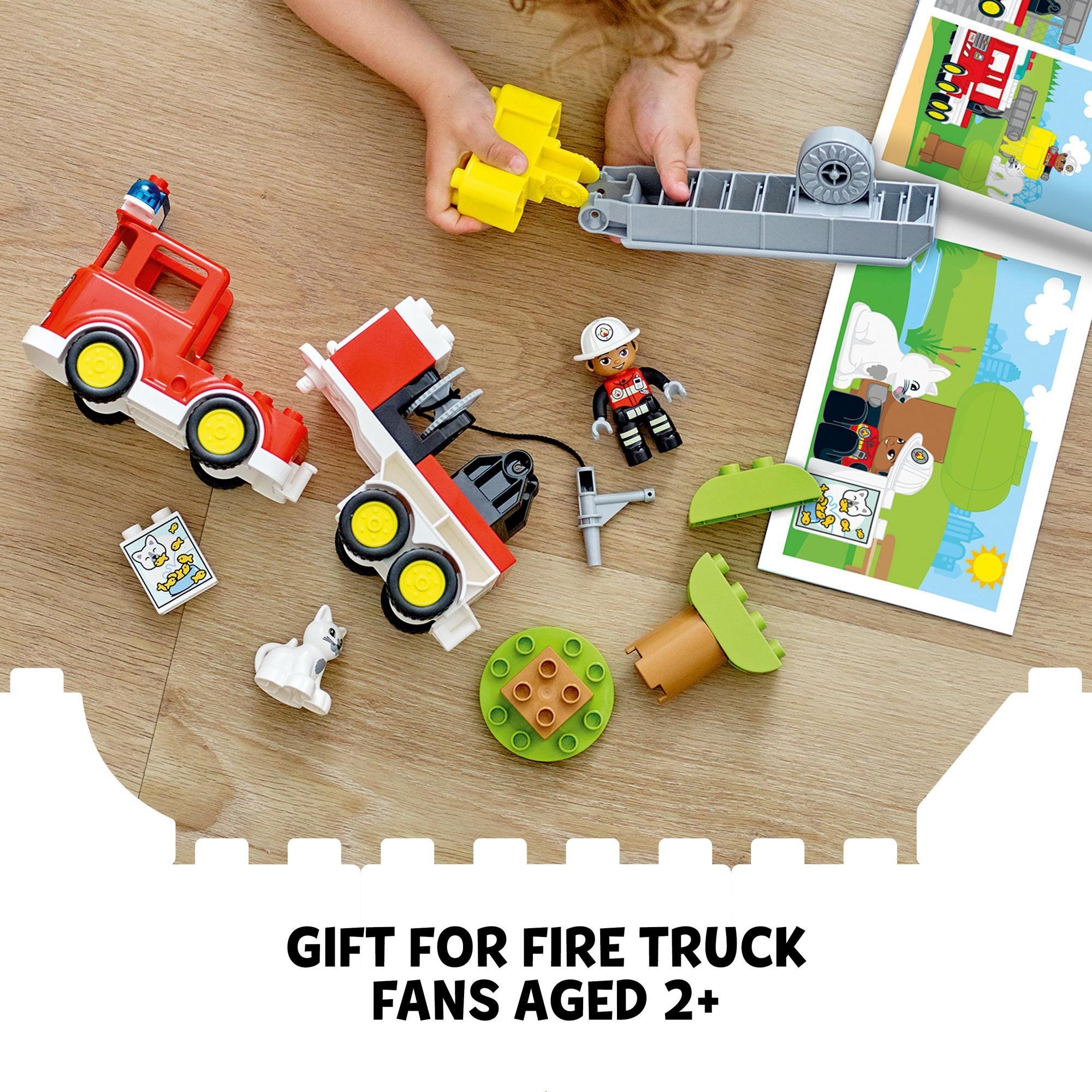 LEGO DUPLO 10969 Đồ Chơi Lắp Ráp Cho Bé Xe Cứu Hỏa (21 chi tiết)