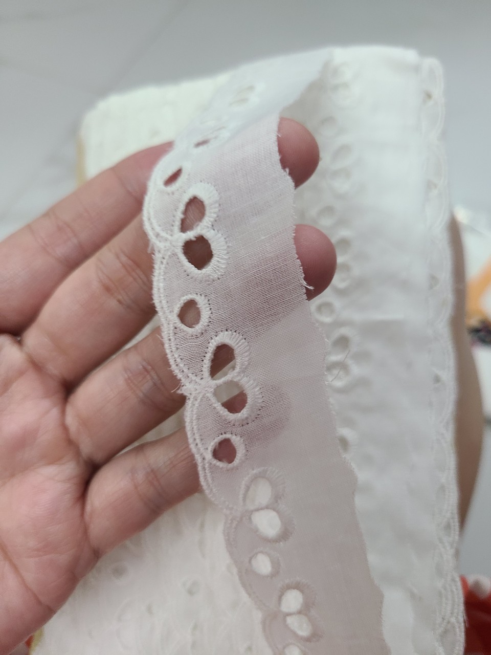 Ren thô viền trang trí / bảng 3cm. giá 1 nét