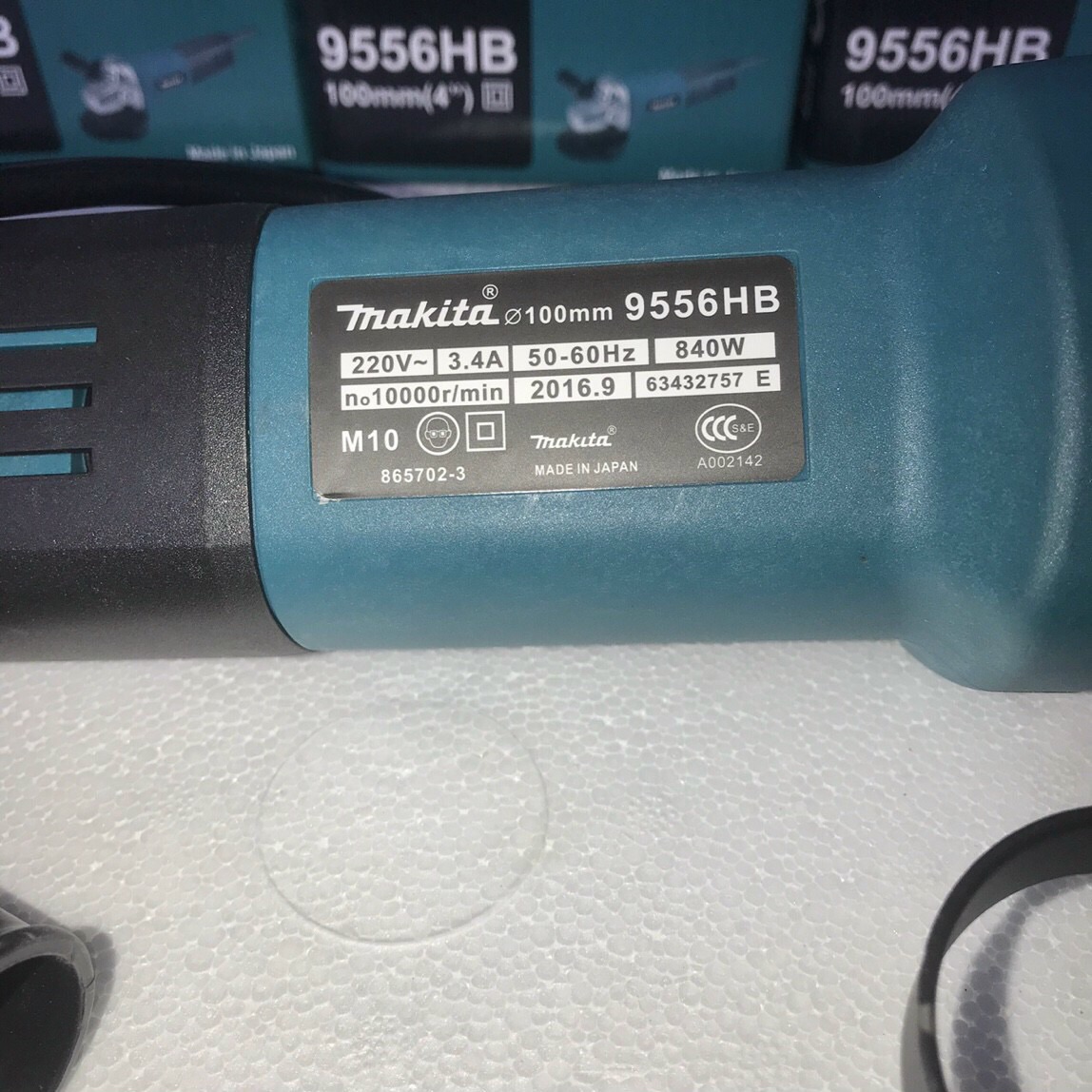 MÁY MÀI MAKITA 9556