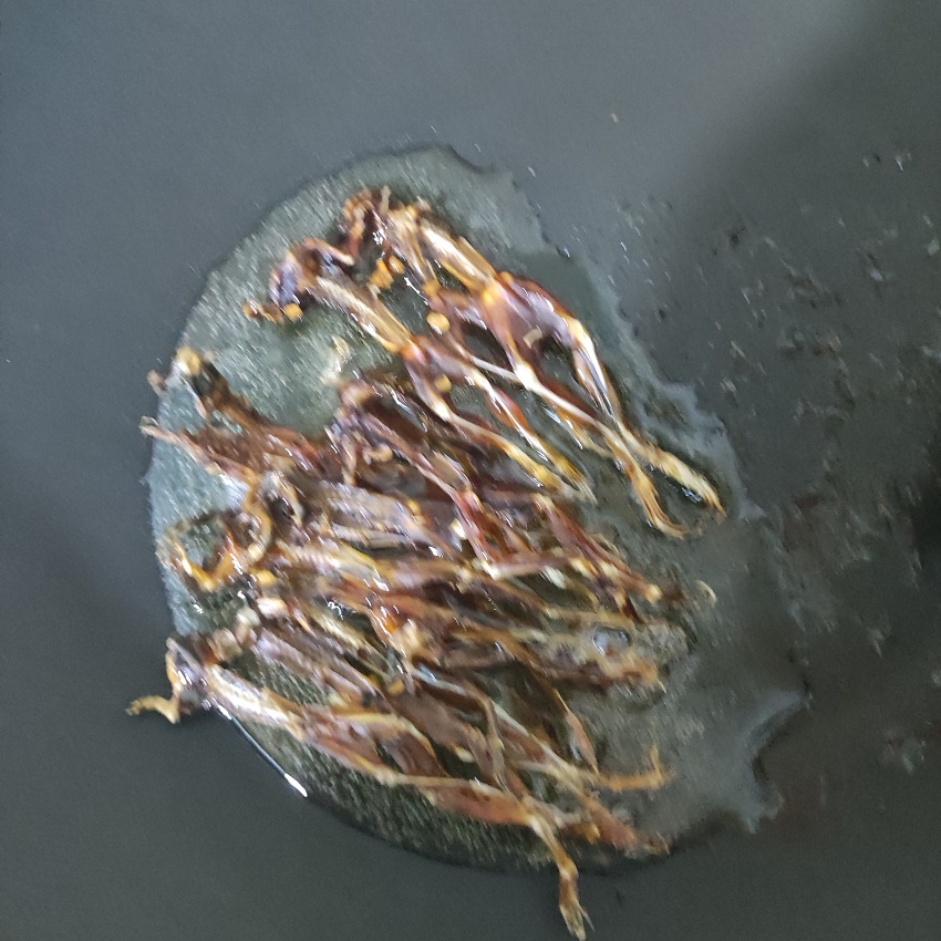 Khô Nhái cơm, vũ nữ chân dài, size nhỏ (túi 200gr)