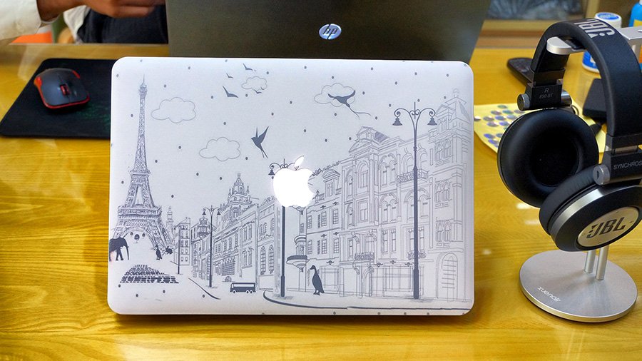 Case ,Ốp Macbook In Hình Paris ( Tặng Nút Chống Bụi )