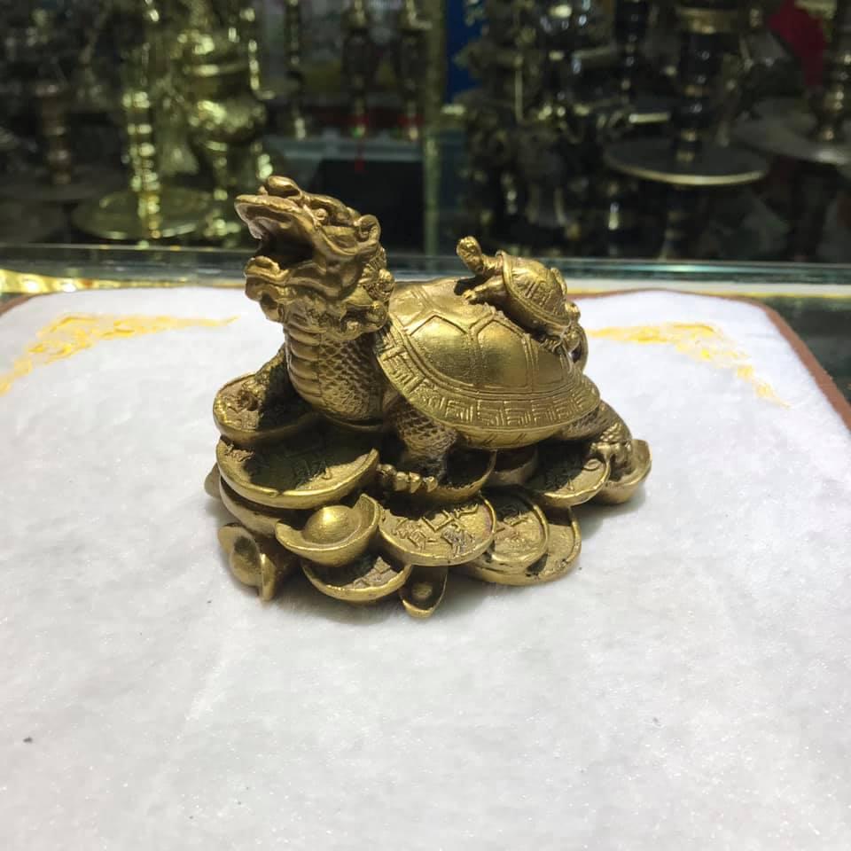 Long Quy bằng đồng vàng nặng 600g