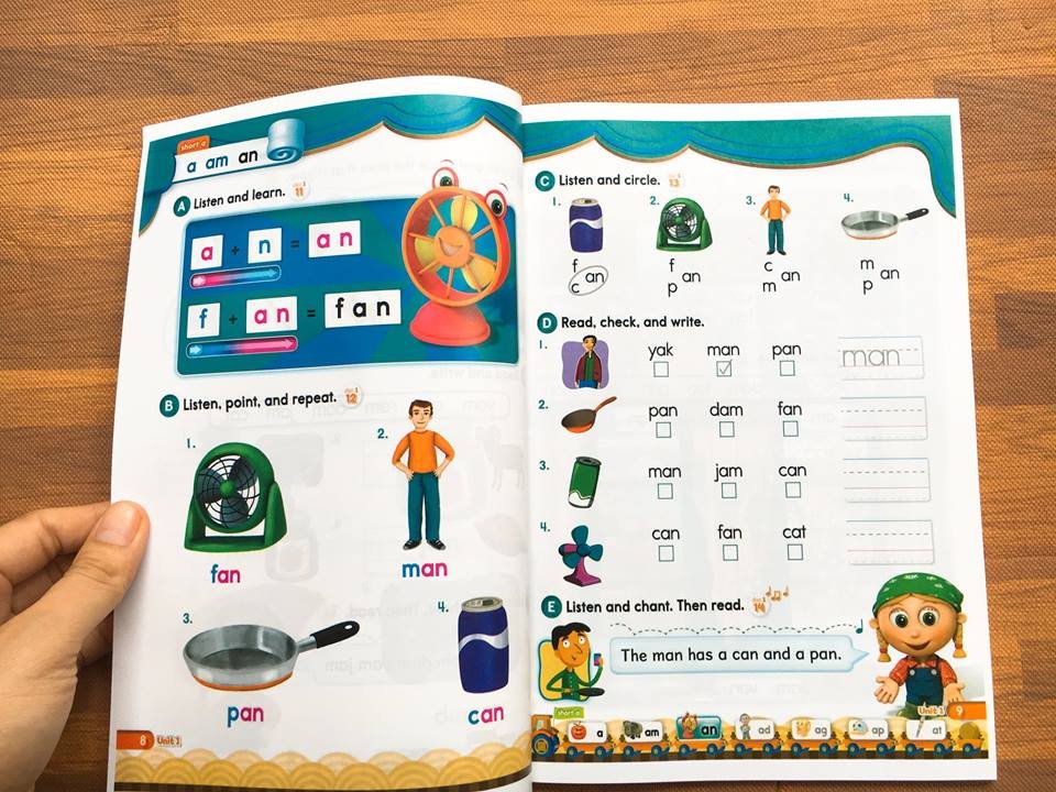 Oxford Phonics World - Level 2 - 2 quyển (SB+WB) - Khổ A4