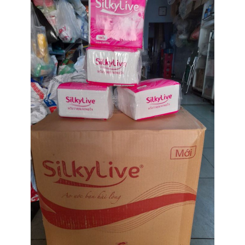 Khăn Giấy Silky Live Vuông (100 tờ)