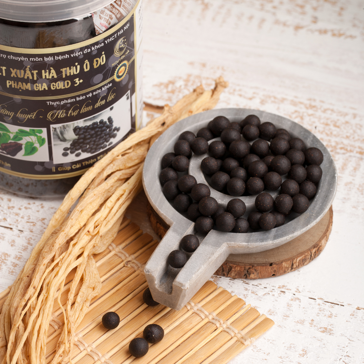 Hà Thủ Ô Đỏ Phạm Gia Gold 3+