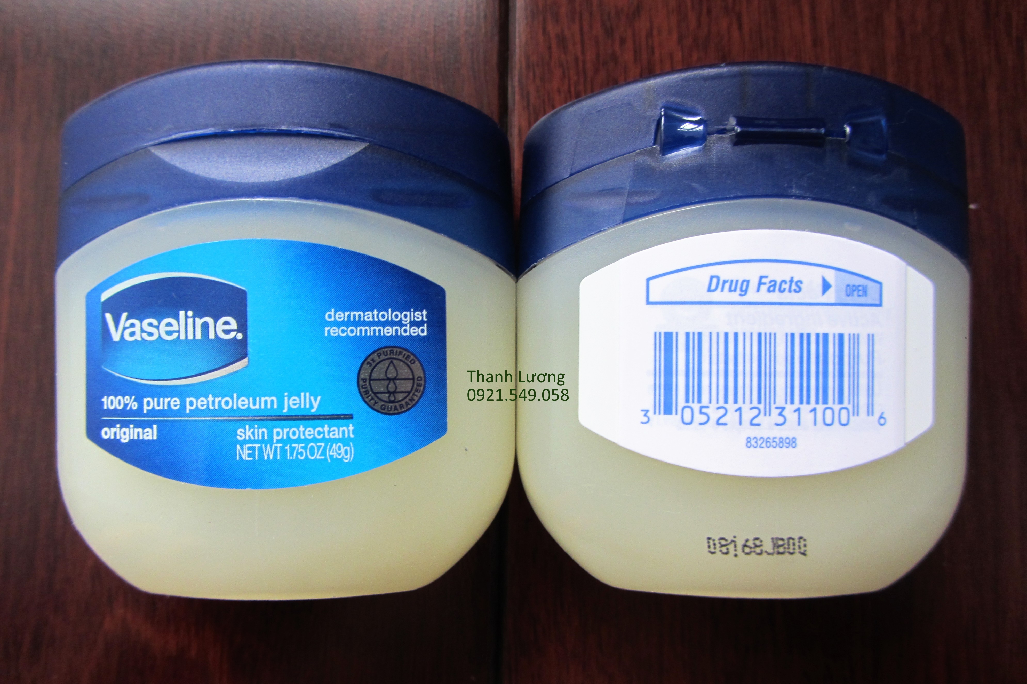 Vaseline 100% Pure Petroleum Jelly Skin Protectant 49g 