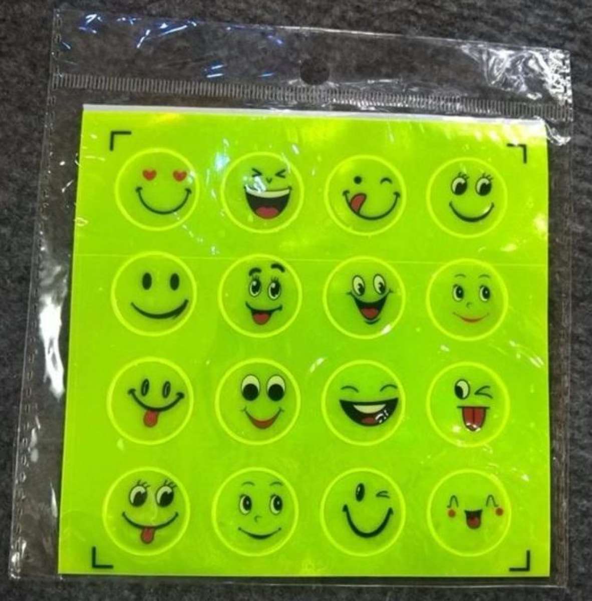 Tem dán phản quang mặt cười 16 icon