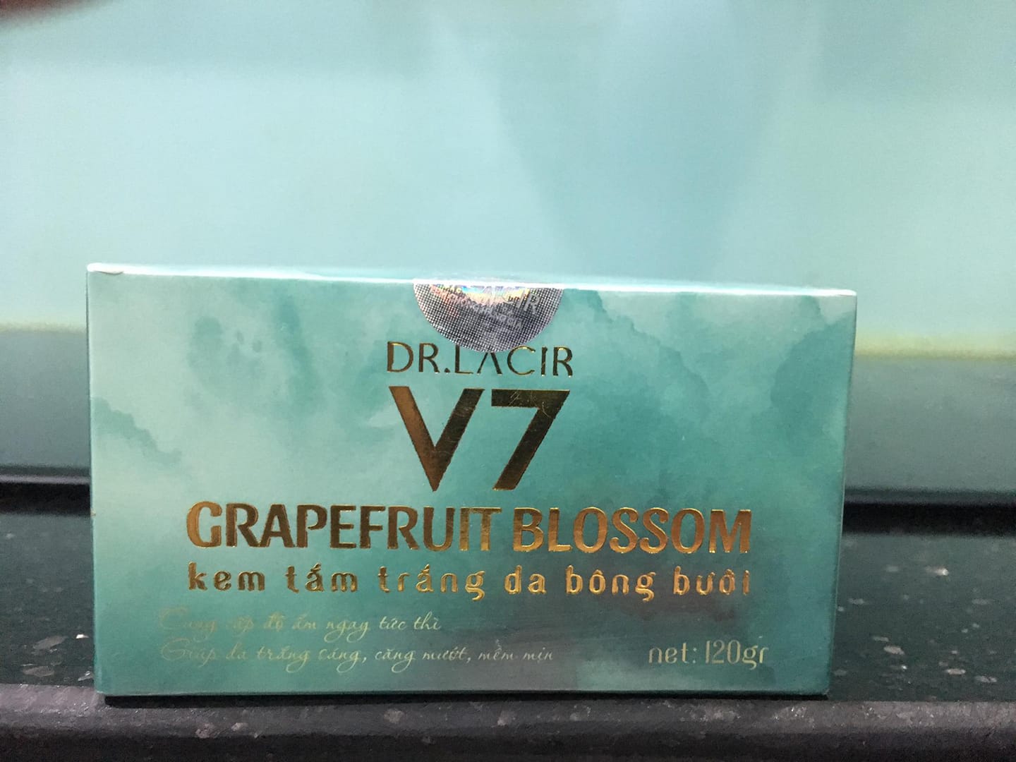 Kem body đêm V7 Lamer Dr Lacir