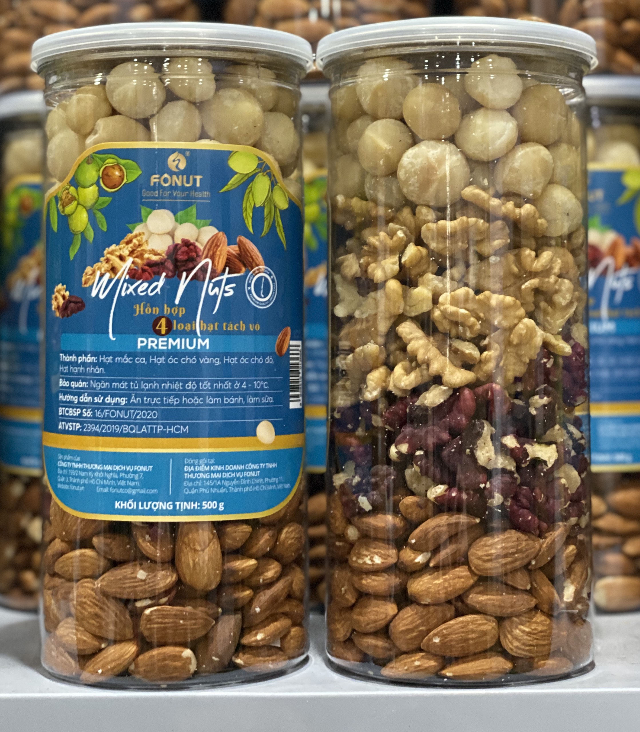 [HCM]Mix 4 Loại Hạt tách vỏ (óc chó vàng, macca, hạnh nhân, óc chó đỏ) - hộp 500gram