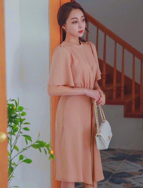 [HCM]Đầm kem cổ trụ thắt eo