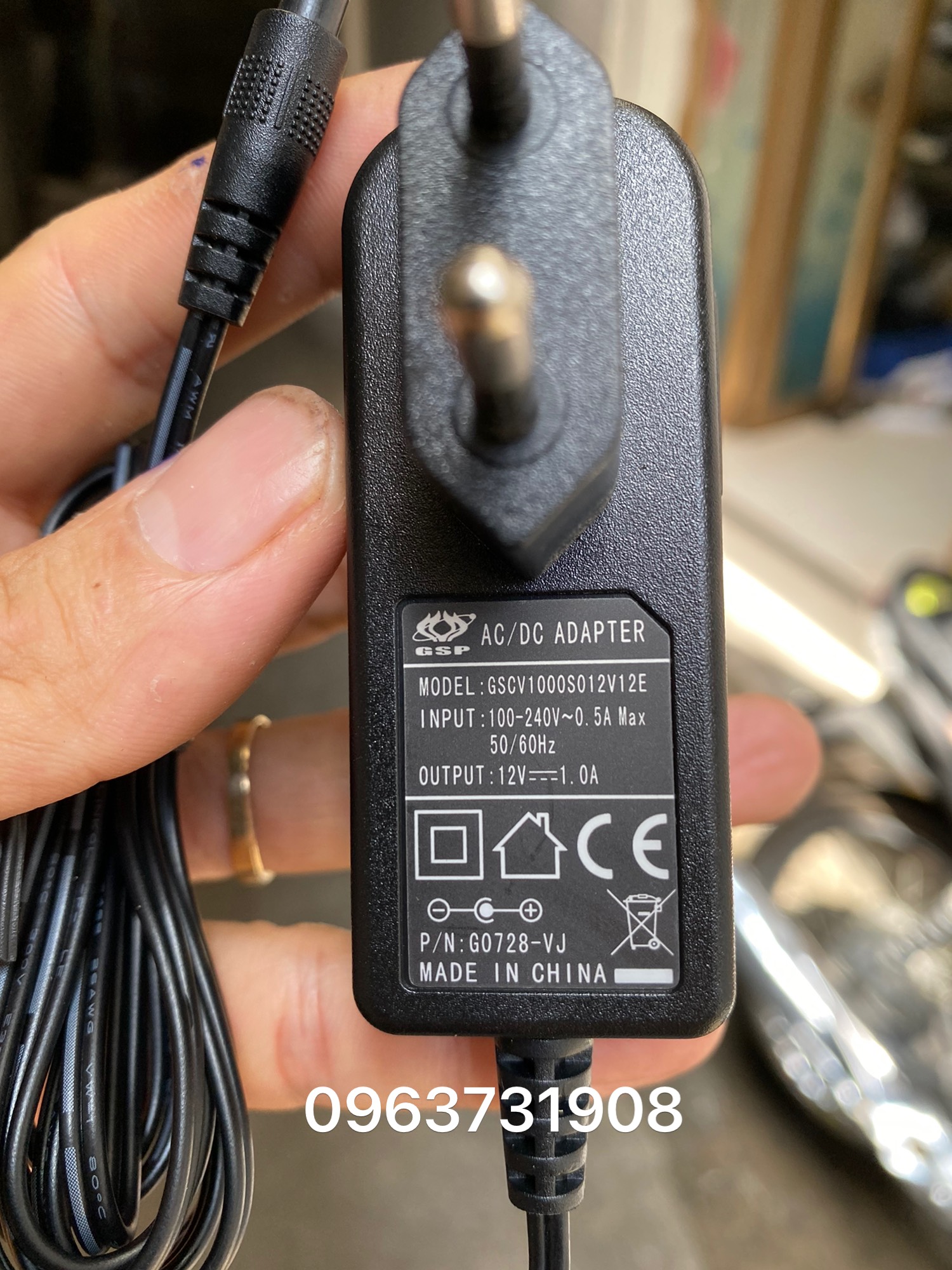 Cục nguồn 12V-1A hàng bóc thiết bị