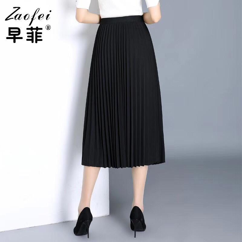 Chân váy xoè xếp li dáng dài