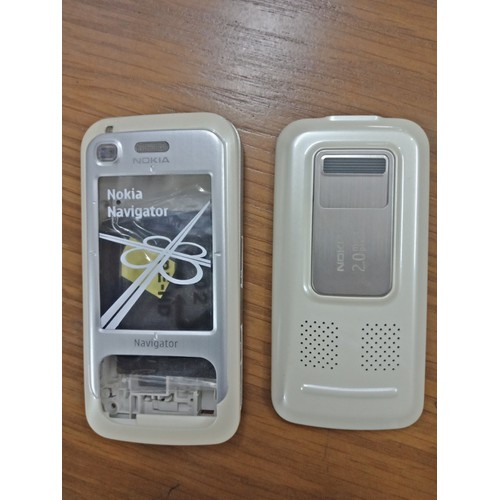 Vỏ điện thoại Nokia 6110c có sườn không kèm phím