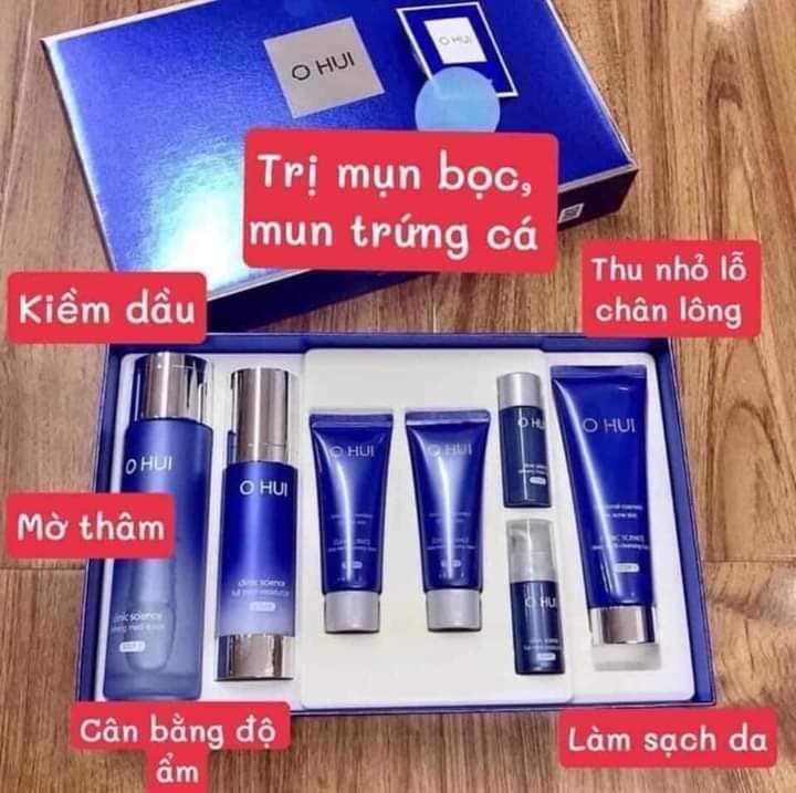 Bộ dưỡng da, giảm mụn Ohui xanh Clinic Science Special Set 7 sản phẩm