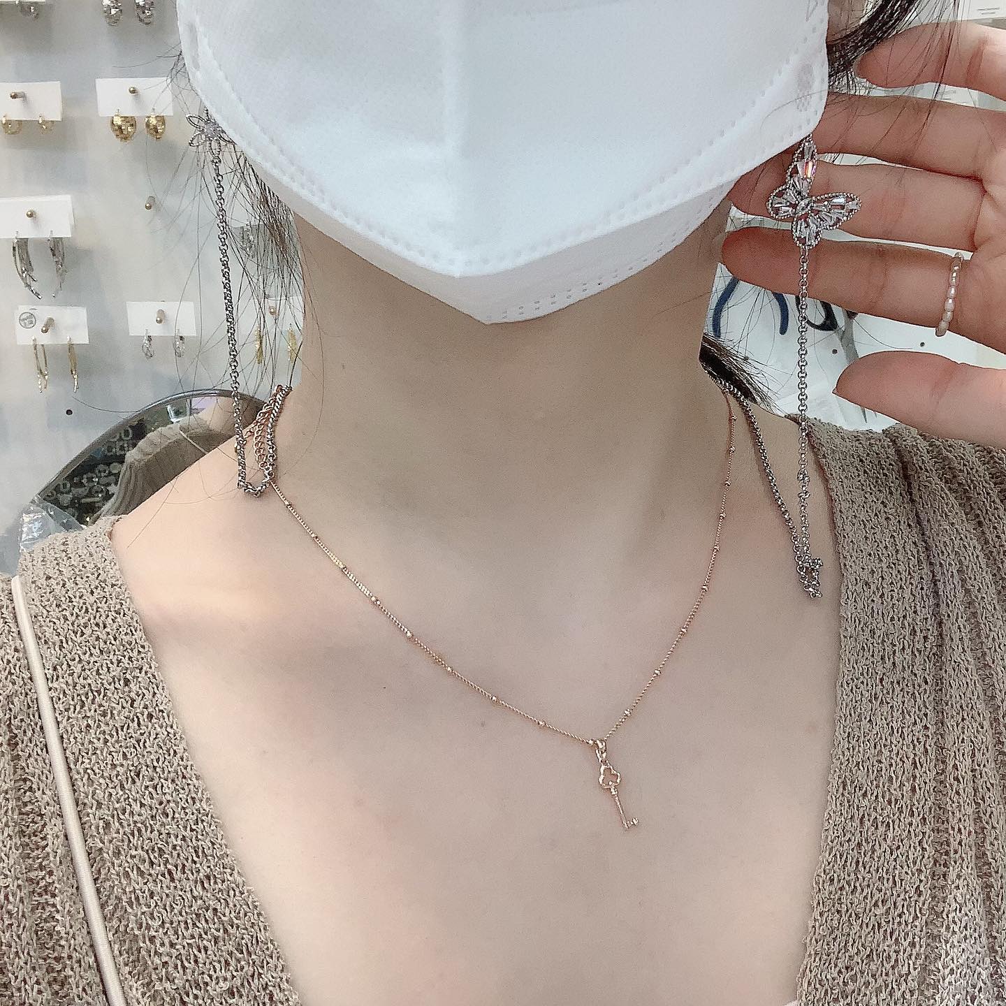 Dây đeo khẩu trang Butterfly Hàn Quốc Korea