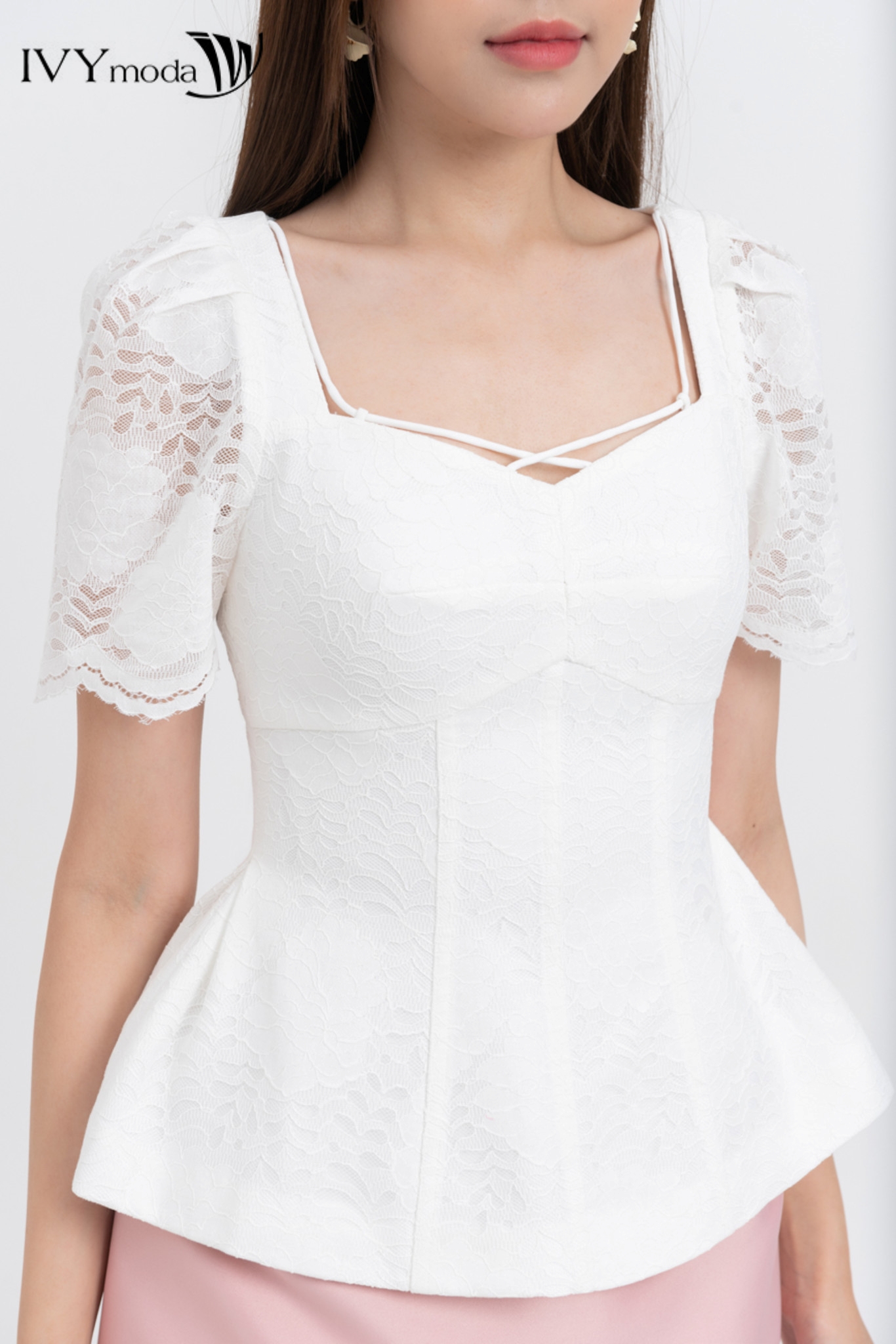 Áo peplum phối ren IVY moda MS 16M8305