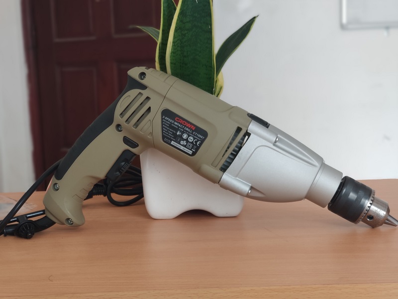 Máy khoan động lực crown ct10067