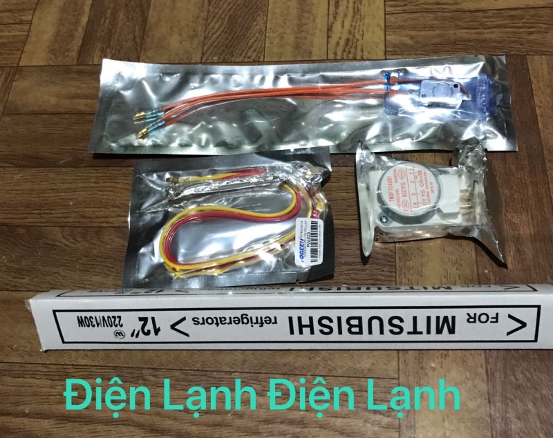 Combo Bộ Xả Đá Tủ Lạnh Loại Sịn ( Dùng Cho Tất Cả Các Hãng Tủ Lạnh)